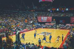 kaiyun体育:NBA全明星赛星光熠熠 新生代球员闪耀赛场