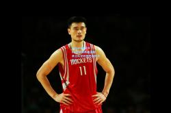 kaiyun体育:NBA总决赛激战正酣 勇士队逆转取胜扳平大比分
