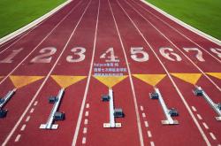 kaiyun体育:梅西第七次捧起金球奖 刷新足坛历史纪录